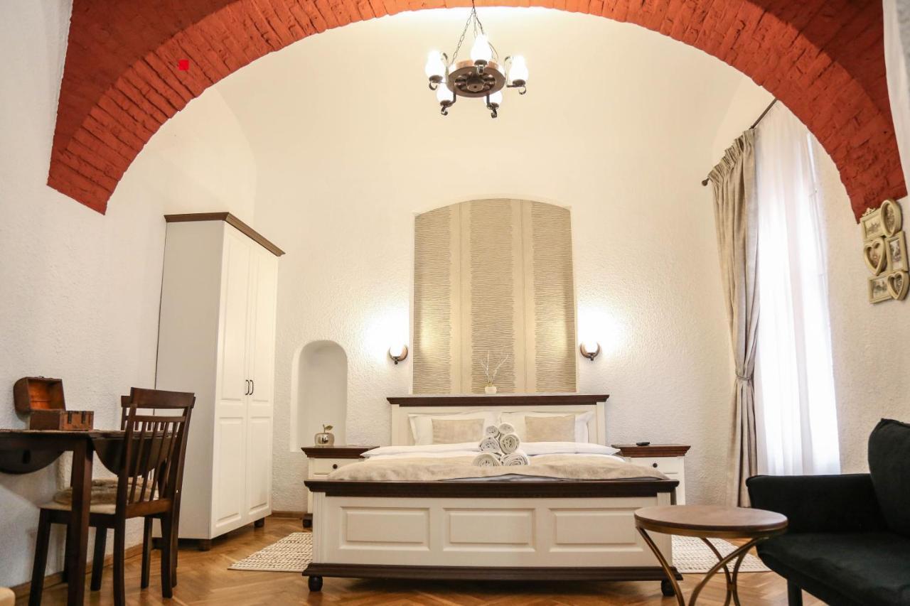 Residence Krone Брашов Екстериор снимка